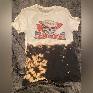Kansas City Chiefs skull Tee